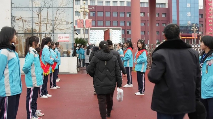 ��УЯ����ʵЧ����������������