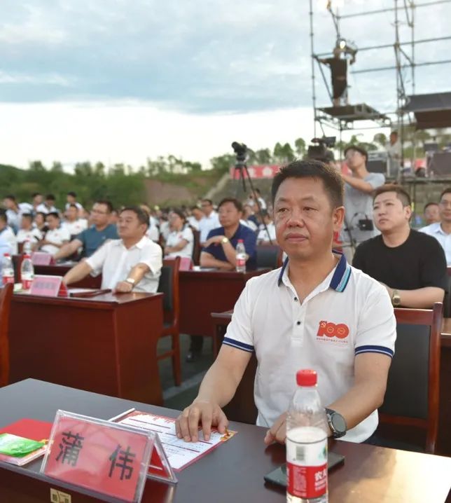 20220330172454051002