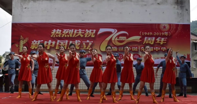 ��У���� ϲӭ����